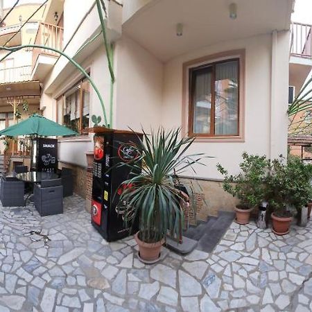 Danisimo Hotel Τυφλίδα Εξωτερικό φωτογραφία