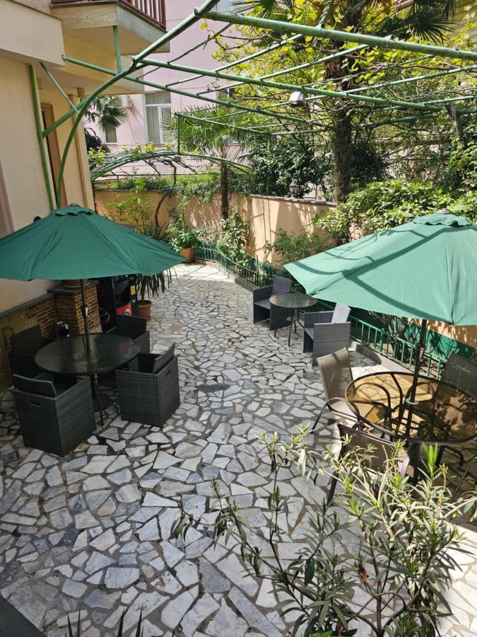 Danisimo Hotel Τυφλίδα Εξωτερικό φωτογραφία