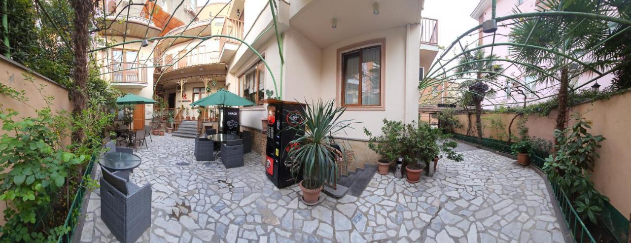 Danisimo Hotel Τυφλίδα Εξωτερικό φωτογραφία